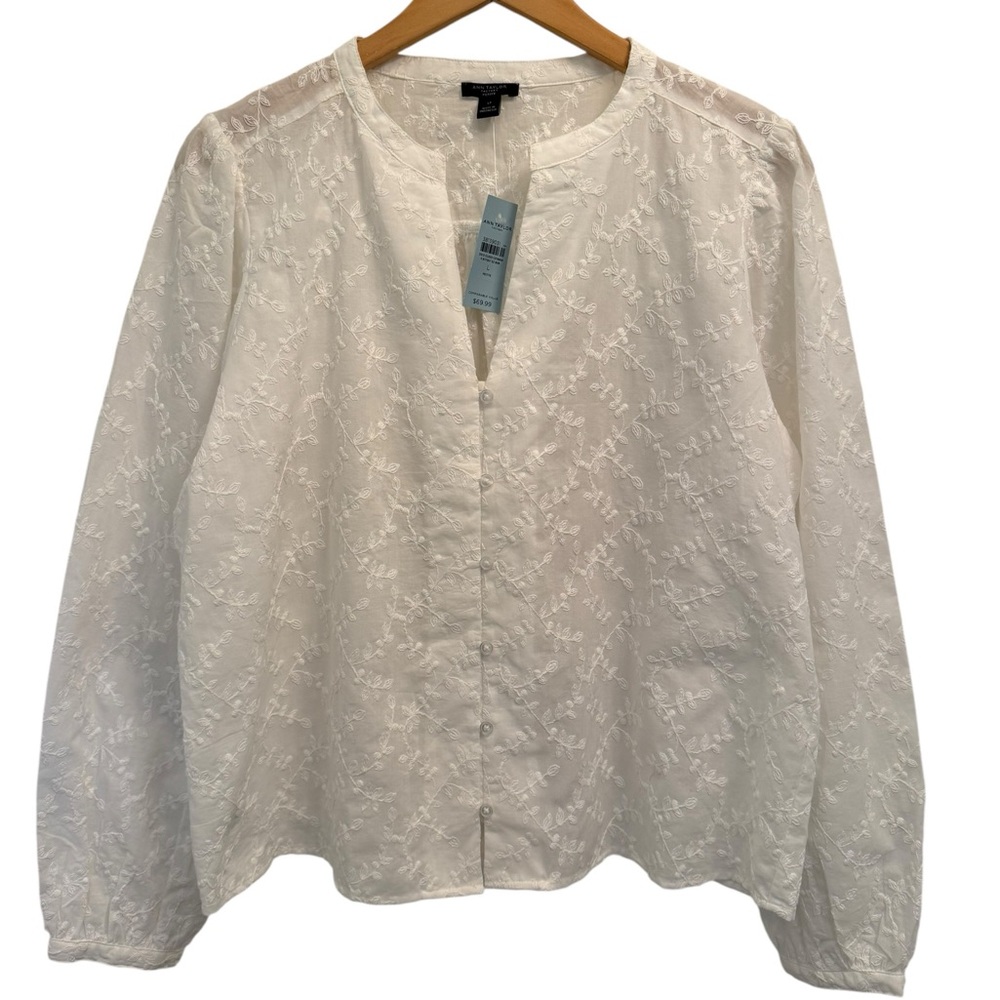 Ann Taylor Cotton Embroidered White V-Neck Button Down Blouse Petite Large - Picture 2 of 12